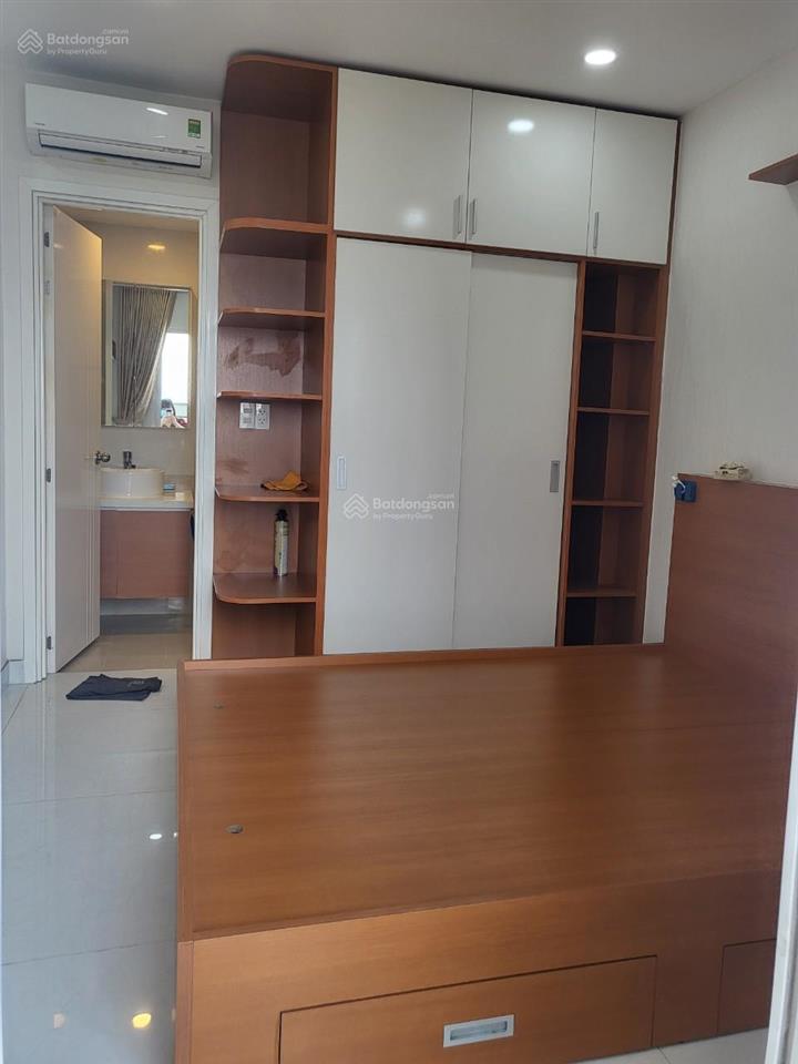 Bán căn 3 phòng ngủ có nội thất đầy đủ chỉ dọn vào ở ngay giá 4,2 tỷ.  0907 383 *** châu
