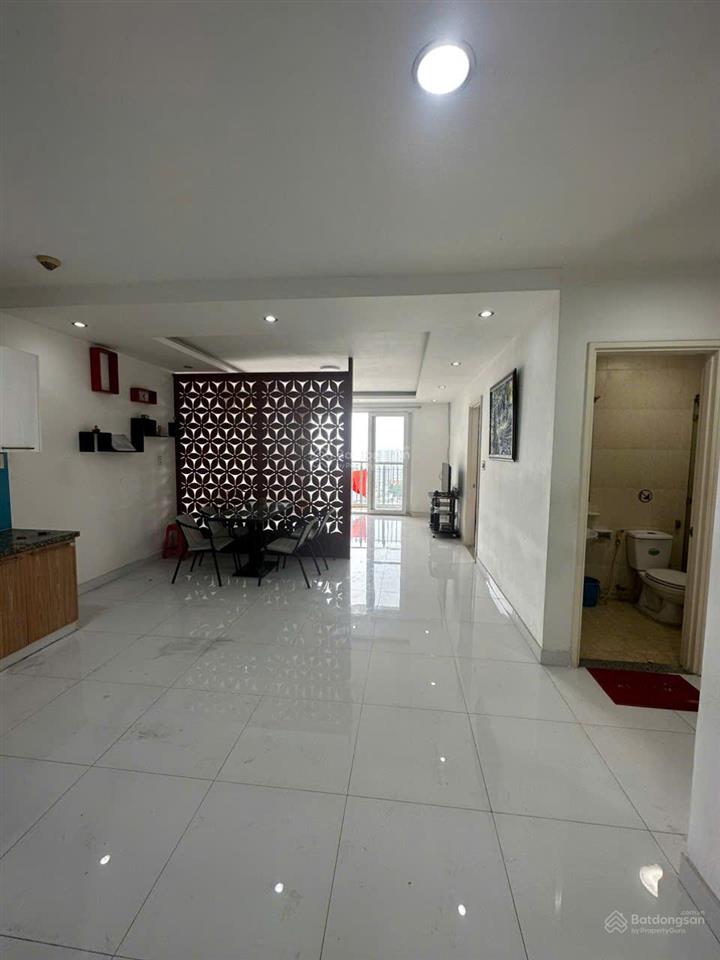 Bán căn góc lô b, rộng 99m2, giá 3.65 tỷ có sẵn sổ hồng, view võ văn kiệt.  0907 383 *** châu