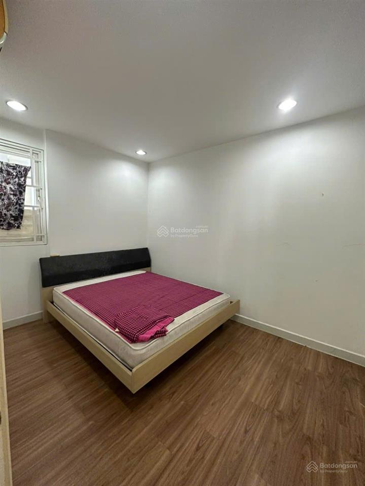 Bán căn góc lô b, rộng 99m2, giá 3.65 tỷ có sẵn sổ hồng, view võ văn kiệt.  0907 383 *** châu