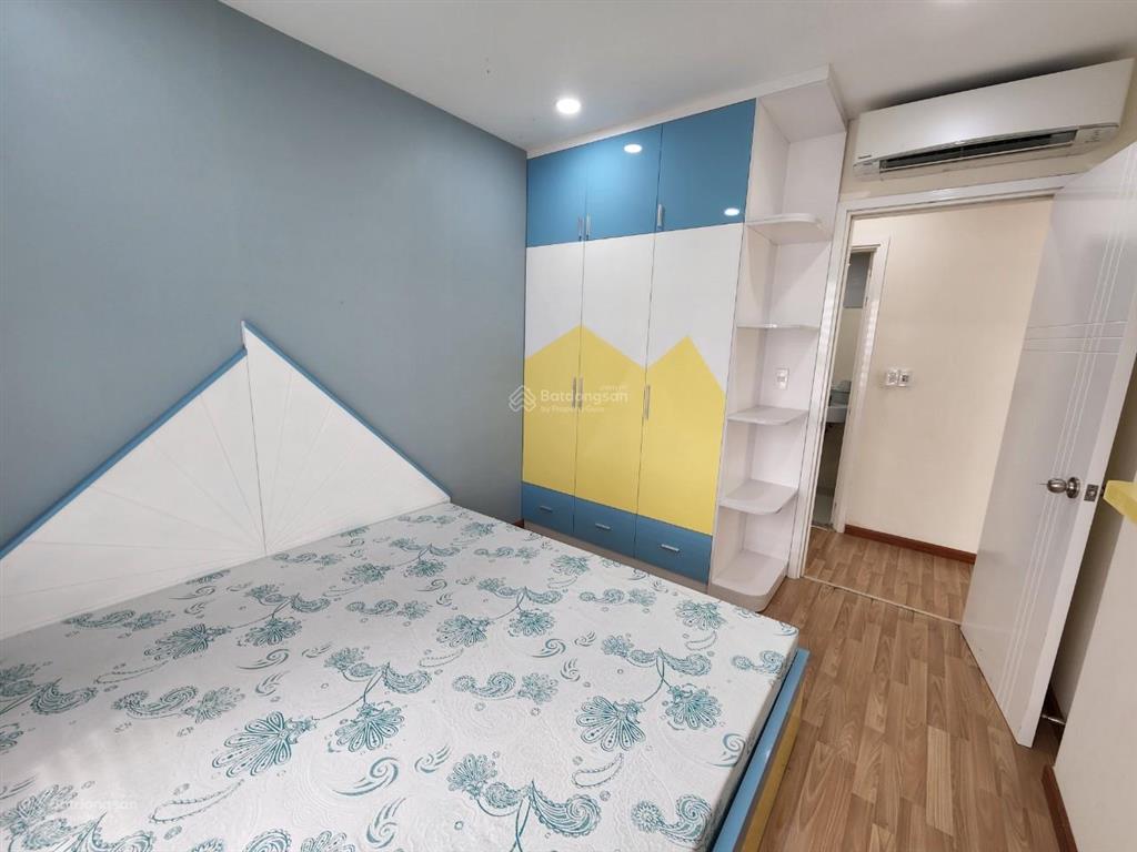 Bán căn 3 phòng ngủ có nội thất đầy đủ chỉ dọn vào ở ngay giá 3.65 tỷ.  0907 383 *** châu