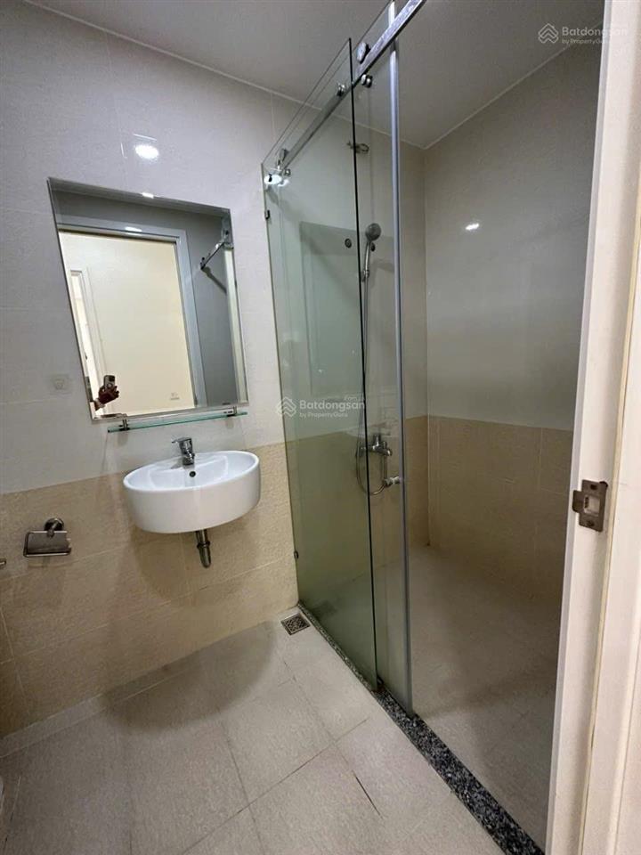 Cho thuê căn hộ diamond riverside giá 8,5 tr view võ văn kiệt