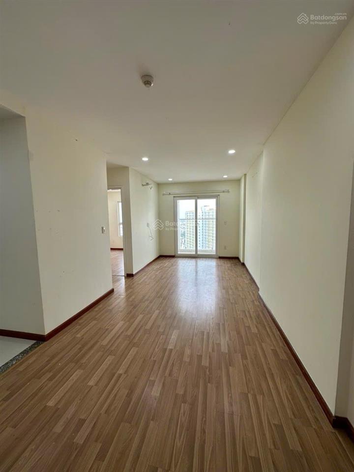 Cho thuê căn hộ diamond riverside giá 8,5 tr view võ văn kiệt