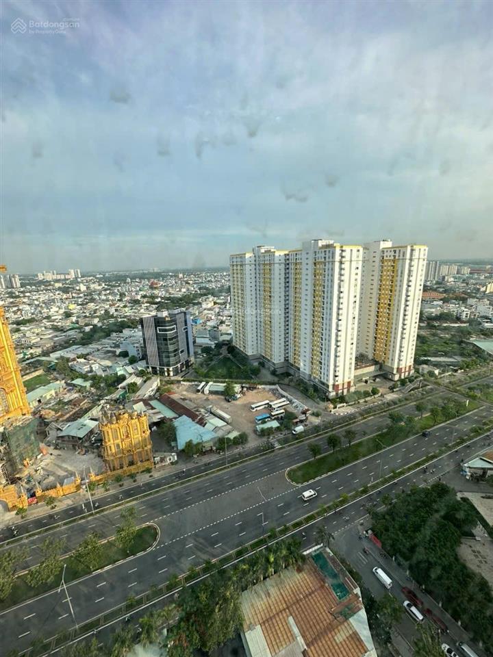 Cho thuê căn hộ diamond riverside giá 8,5 tr view võ văn kiệt