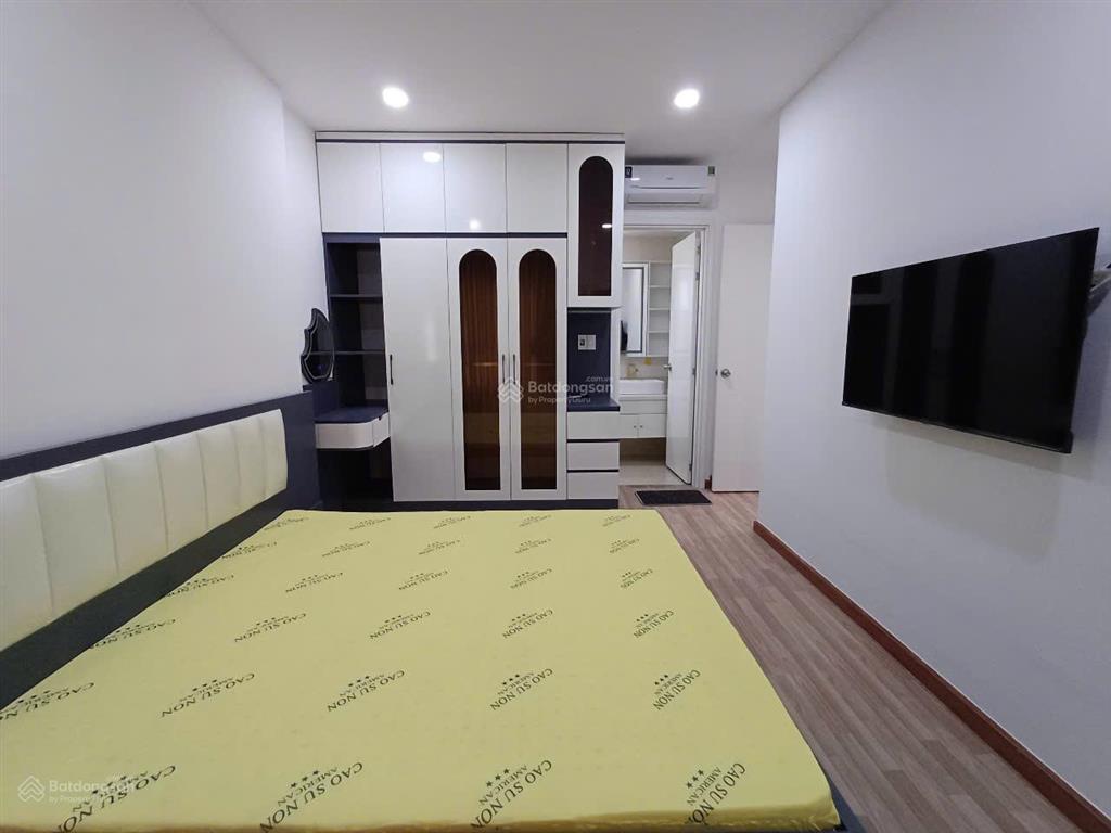 Cho thuê ch diamond riverside, 12 triệu vnd, căn góc 72m2, 2pn, 2wc có đầy đủ nội thất