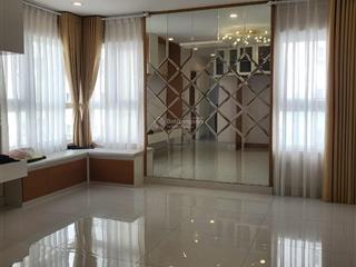 Bán căn 3 phòng ngủ có nội thất đầy đủ chỉ dọn vào ở ngay giá 4,2 tỷ.  0907 383 *** châu