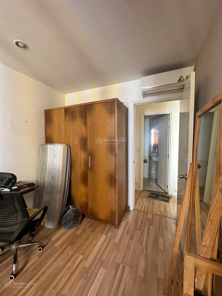 Bán căn hộ city gate, căn 2 phòng ngủ 2wc rộng 73 m², view hồ bơi có nội thất cao cấp giá 2,85 tỷ