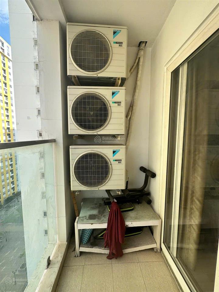 Bán căn hộ city gate, căn 2 phòng ngủ 2wc rộng 73 m², view hồ bơi có nội thất cao cấp giá 2,85 tỷ
