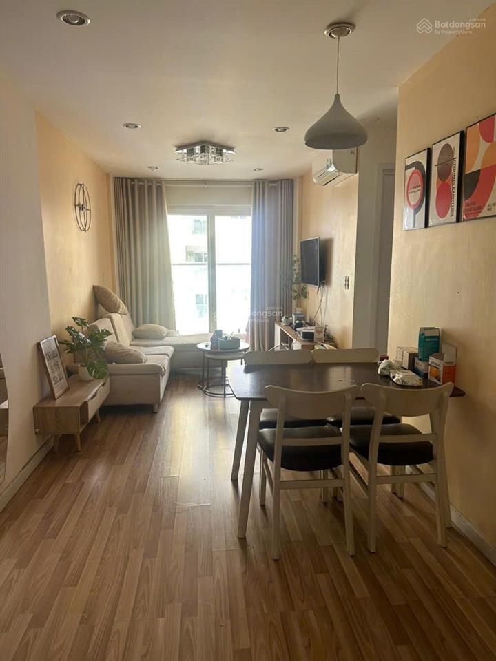 Bán căn hộ city gate, căn 2 phòng ngủ 2wc rộng 73 m², view hồ bơi có nội thất cao cấp giá 2,85 tỷ
