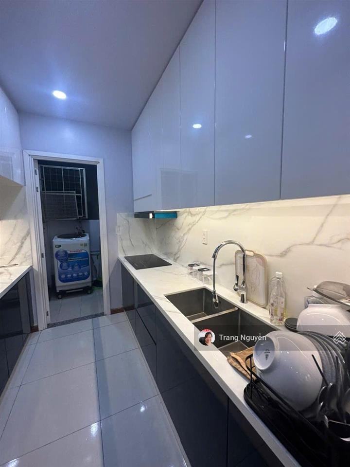 Cho thuê căn hộ 3 phòng đầy đủ nội thất diamond riverside giá 14 triệu