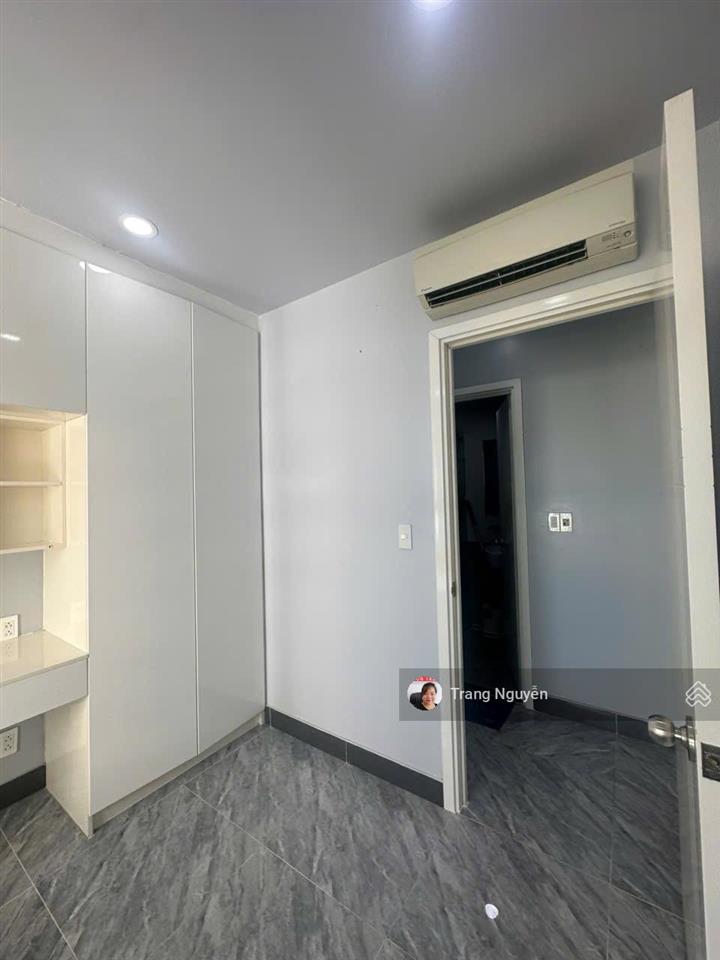 Cho thuê căn hộ 3 phòng đầy đủ nội thất diamond riverside giá 14 triệu