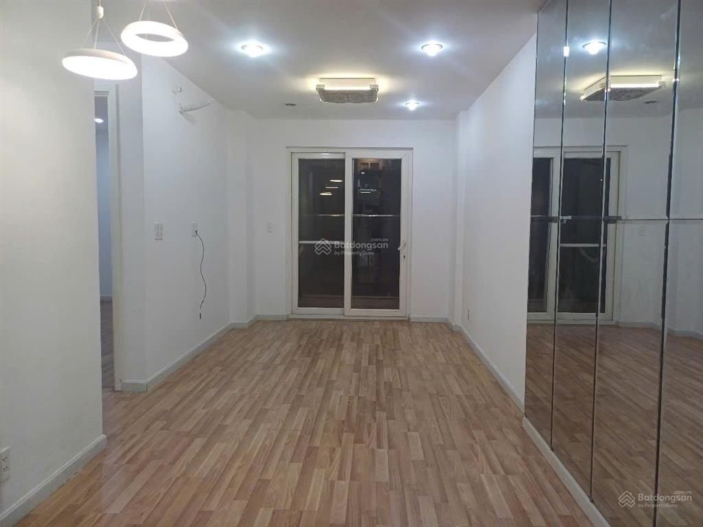 Bán căn hộ city gate towers, giá 2,8 tỷ, rộng 73m² có 2 phòng ngủ 2wc.