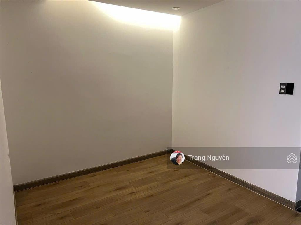Cho thuê nhà phố 9 tr đầy đủ nội thất, cạnh chung cư carina plaza