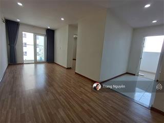 Cần bán nhanh căn góc 2 phòng ngủ view quận 1
