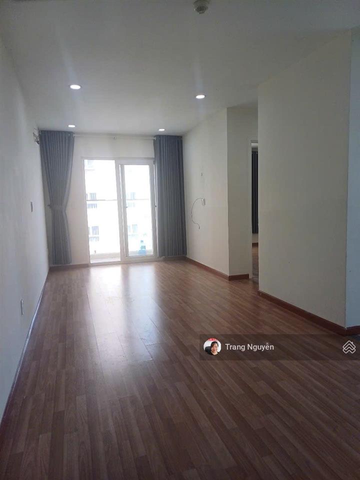 Cần bán nhanh căn góc 2 phòng ngủ view quận 1