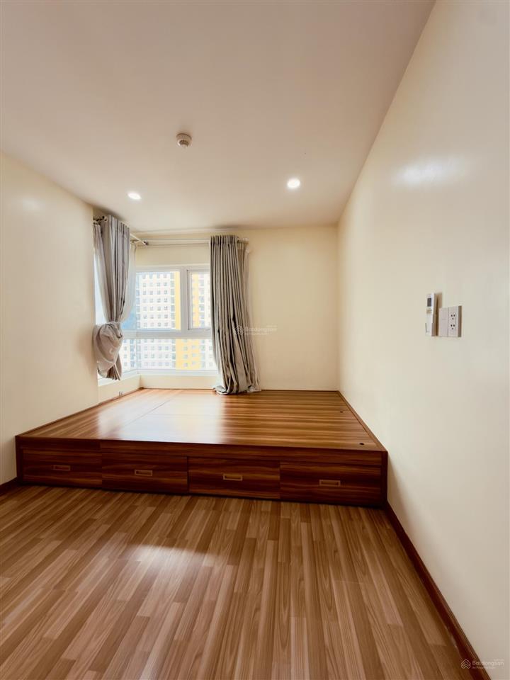 Bán căn góc cc diamond riverside, võ văn kiệt, 3,35 tỷ, 68m2, đẹp, nhiều tiện ích