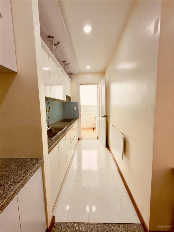 Bán căn góc cc diamond riverside, võ văn kiệt, 3,35 tỷ, 68m2, đẹp, nhiều tiện ích