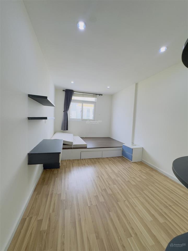 Bán cc city gate towers, 2,8 tỷ, 73m2, 2pn, 2wc, giá tốt, hot!