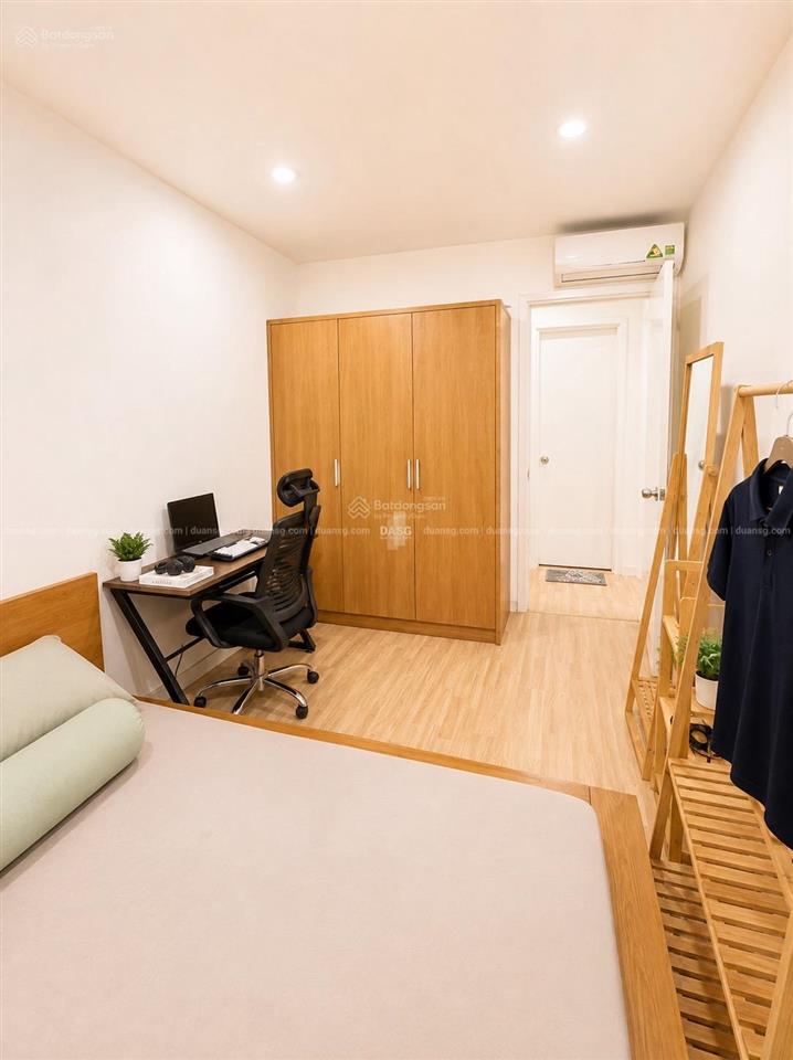 Hiếm có căn 2pn city gate towers mặt tiền đường võ văn kiệt giá 2,85 tỷ full nội thất, view hồ bơi