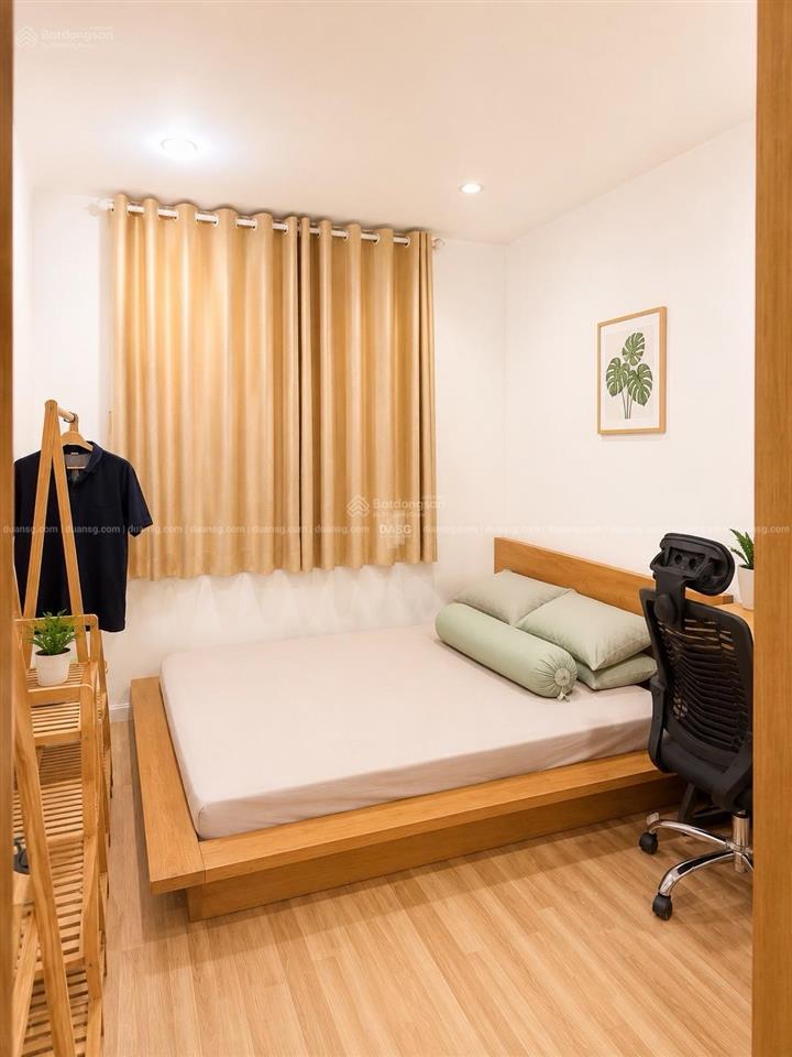Hiếm có căn 2pn city gate towers mặt tiền đường võ văn kiệt giá 2,85 tỷ full nội thất, view hồ bơi