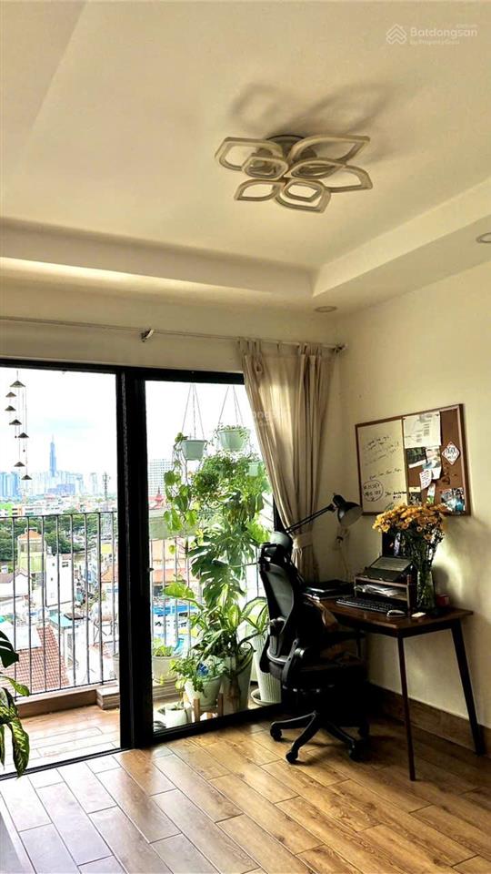 Căn hộ mone nam sài gòn, 2 phòng ngủ, 68 m2, đầy đủ nội thất, sổ hồng, 4,6 tỷ