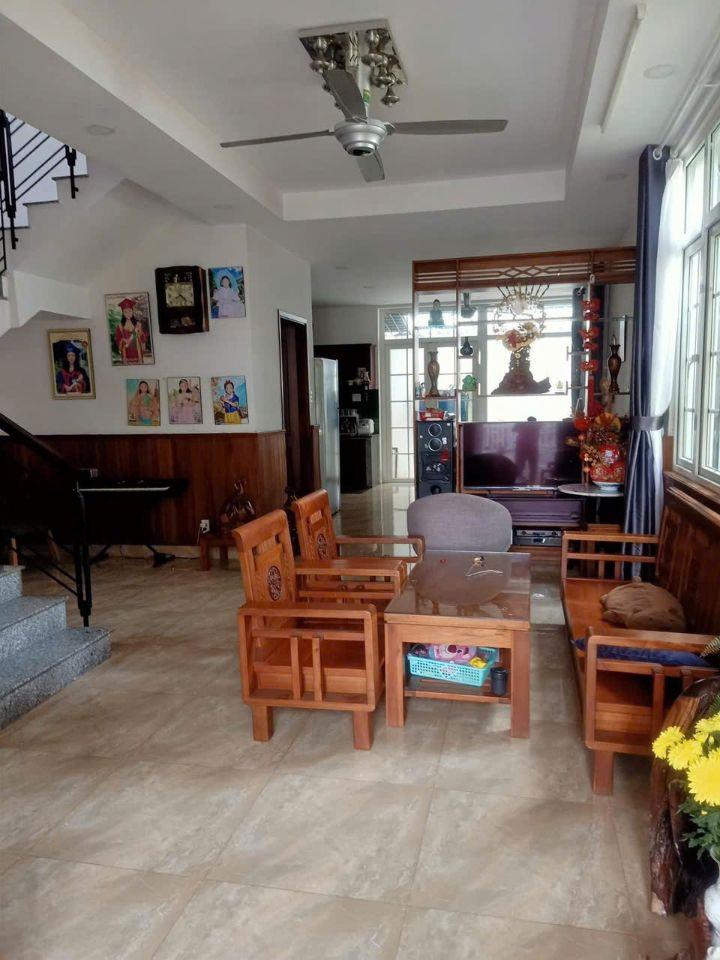 Biệt thự topia Khang điền bưng ông thoàn DT 160m, 3 tầng