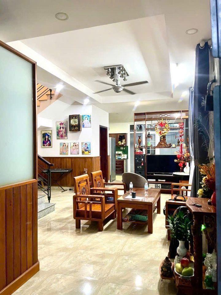 Biệt thự topia Khang điền bưng ông thoàn DT 160m, 3 tầng