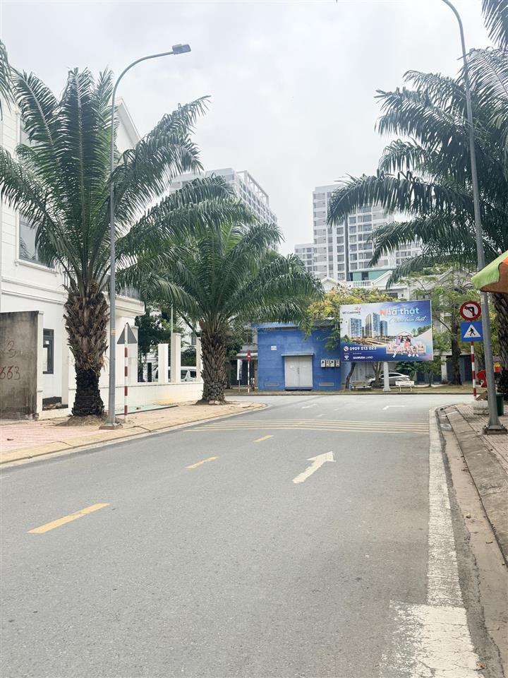 Khu dân cư cao cấp  trường lưu, long trường  100 m2 đường 12m  4 tầng hoàn công giá mềm