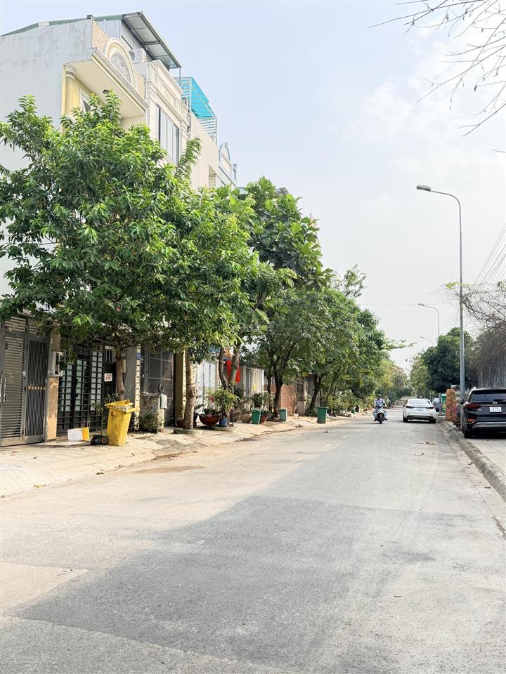 Hiếm nhà 4 tầng mặt tiền đường số 1 an phú quận 2 giá rẻ cho nhà đầu tư