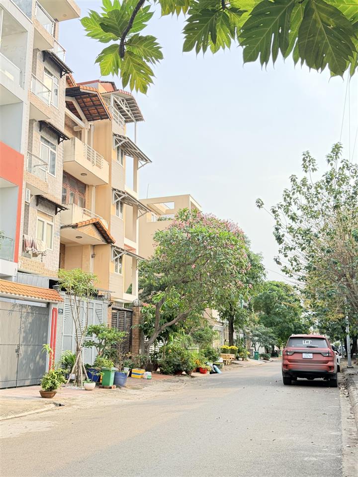 Quận 2 ngay mai chí thọ 80m2 kdc sông giồng, 4 tầng, 16 tỷ