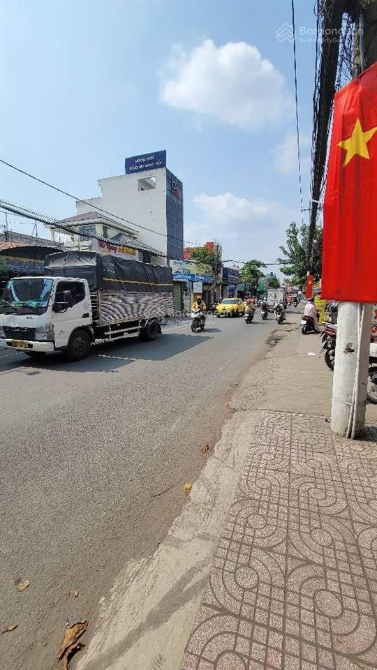 Mặt tiền thụt nguyễn duy trinh q2(100m2)
