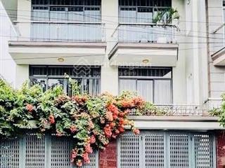 Đẳng cấp sống thượng lưu  biệt thự thang máy đường liên phường.