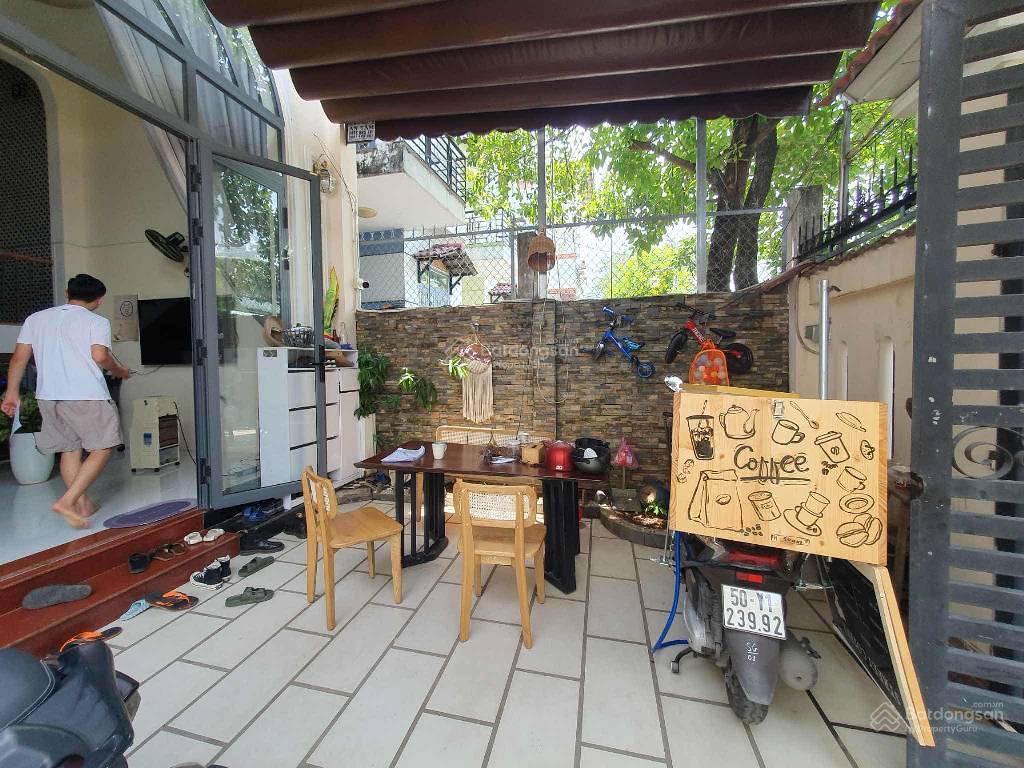 Biệt thự kiểu cổ  sân vườn cực chill ngay bình trưng đông, quận 2