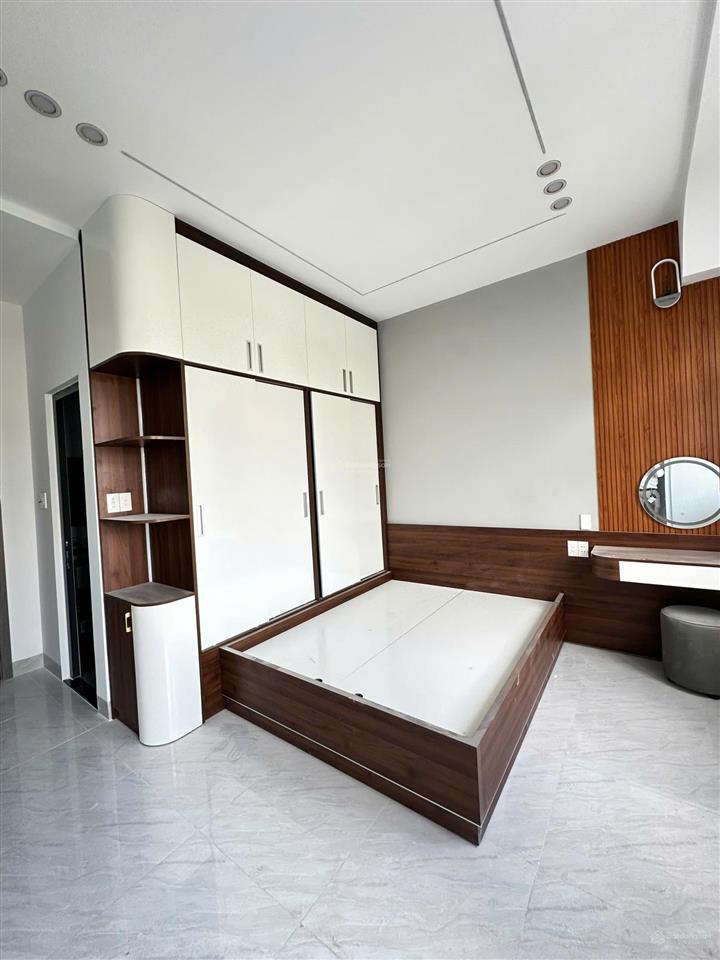 Bán nhà đẹp 3 lầu có thang máy p. tăng nhơn phú a, quận 9  xem nhà là chốt, không lo về giá