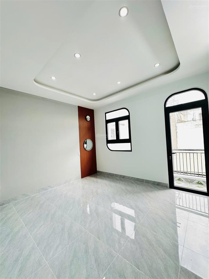 Bán nhà đẹp sát mặt tiền lã xuân oai, long trường, full nội thất, đã hoàn công, giá chỉ hơn 6,3 tỷ