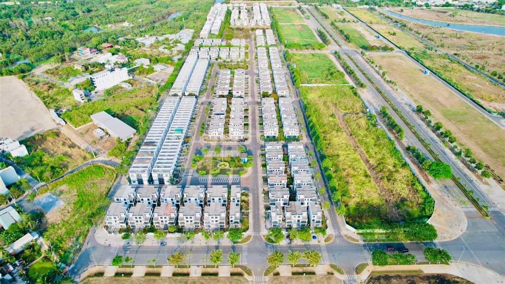 Chính chủ gửi bán căn nhà phố 5x20 view công viên ven sông đường qh 20m giá chỉ 8.3tỷ  0938 051 ***