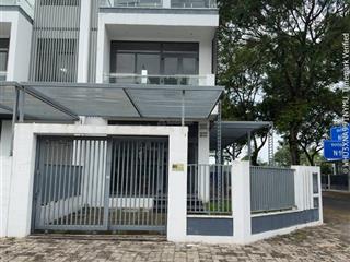 Bán biệt thự góc tại khu đô thị mới đông tăng long, 13 tỷ, 160m2, sổ sẵn không vay ngân hàng