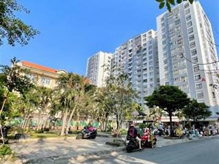 Cần bán chung cư bàu cát ii tầng trung, có ban công, thang máy,69m 2pn 2wc/ 4.4 tỷ sổ hồng riêng