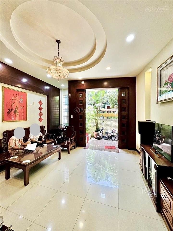 Bán biệt thự vip thoại ngọc hầu, 150m2 (8x19m), 3 tầng, đường 10m, gần big c phú thạnh, chỉ 22.5 tỷ