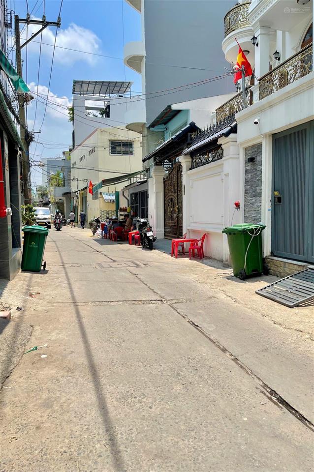 Ngộp bank bán gấp đất trịnh đình trọng 138m2 (4.5x27m) nở hậu 5.4m hẻm xe tải. giá tốt chỉ 10.3 tỷ