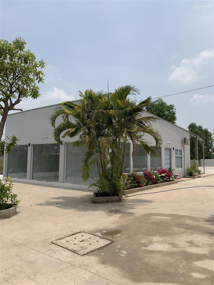 Bán nhà 2600m2 mặt tiền đường trường lưu, p. long trường q.9 cũ giá 45 triệu/m2