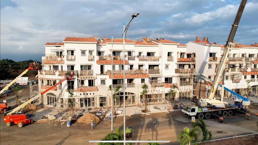 Blanca city độc quyền căn nhà phố biệt thự song lập mặt tiền trục chính 50m và trục 27m chỉ 24tỷ