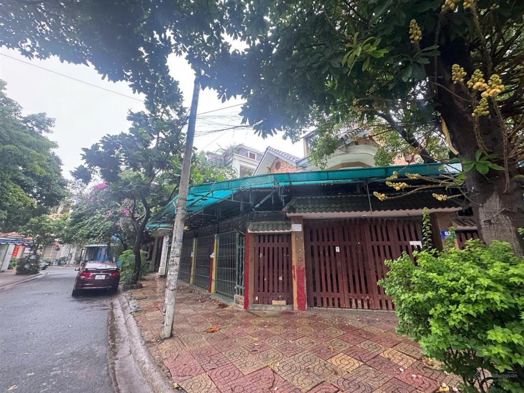 Bán biệt thự lô góc 2 mặt tiền view công viên trung tâm kđt chí linh chính chủ  hoàng 0938 986 ***