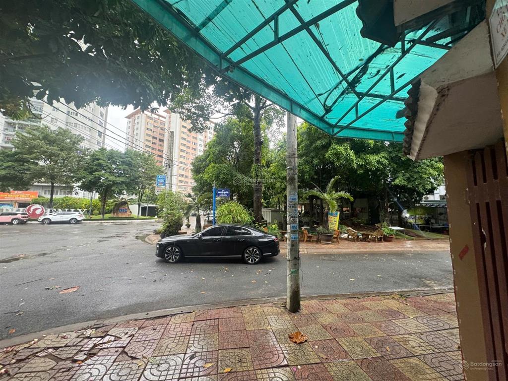 Bán biệt thự lô góc 2 mặt tiền view công viên trung tâm kđt chí linh chính chủ  hoàng 0938 986 ***