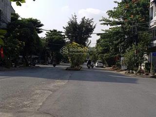 Đất sổ hồng, đẹp, thoáng, đường 20m, tổng tiền vừa phảỉ. cập nhật 06/3