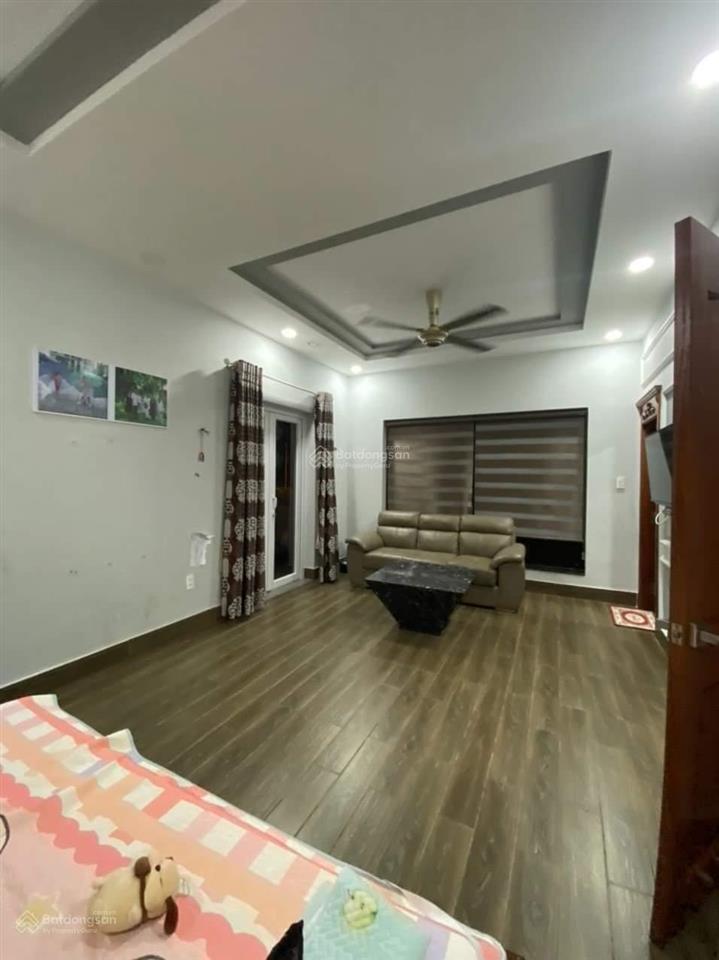 Cho thuê biệt thự (căn góc) full nội thất. cập nhật 07/4