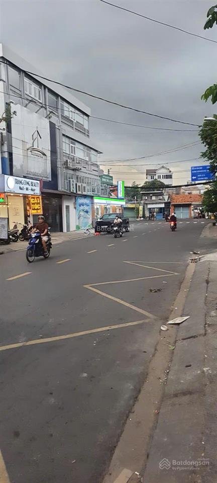 Bán nhà hẻm xe hơi tránh nhau, sổ hồng. cập nhật 5/9