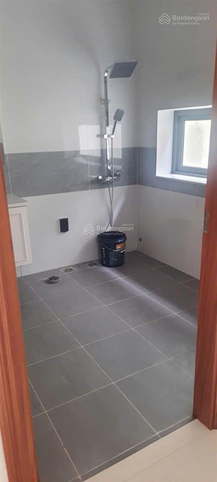 Bán biệt thự đơn lập mới tinh, có thang máy, sổ hồng. cập nhật 14/10