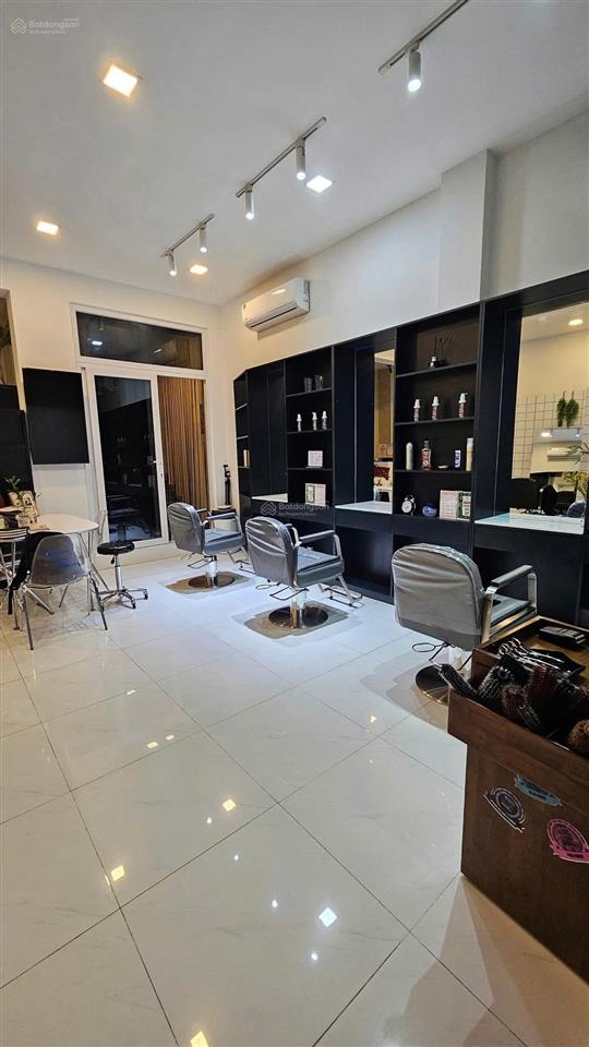 Bán nhà mặt tiền đường số 9  thảo điền, quận 2, tp hcm