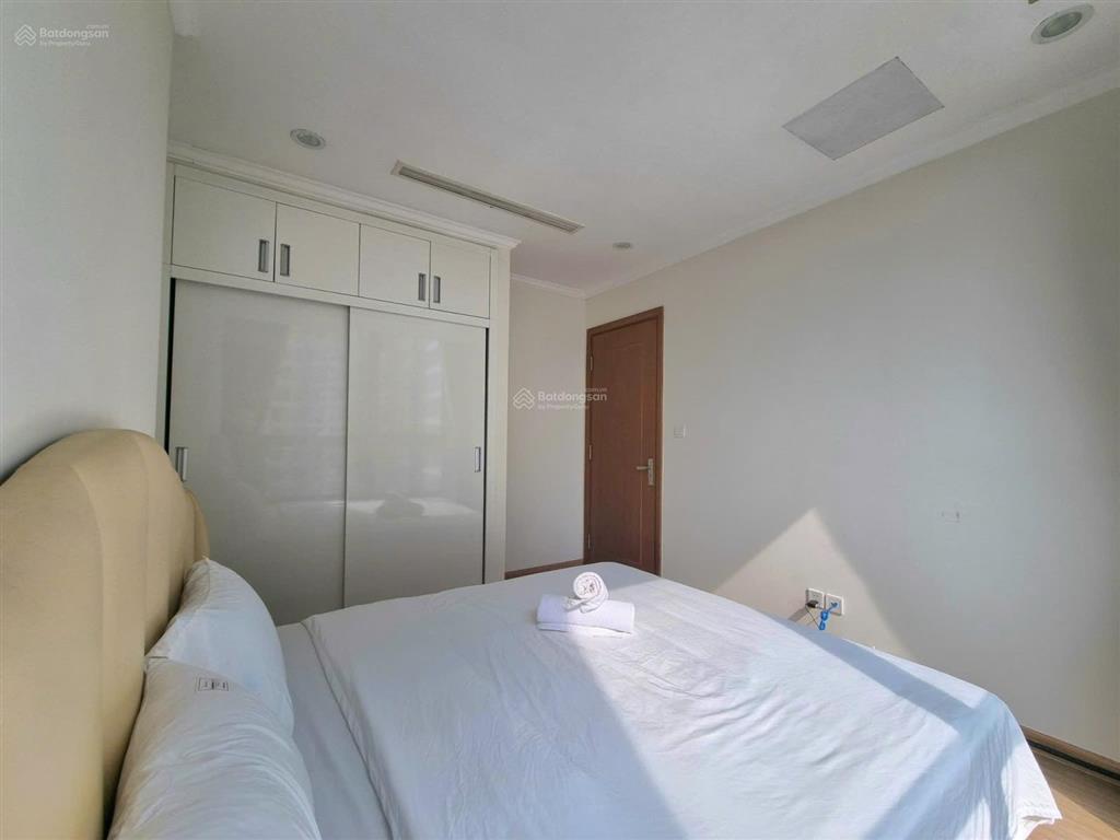 Cần bán 1pn ot tòa landmark 4  vinhomes central park