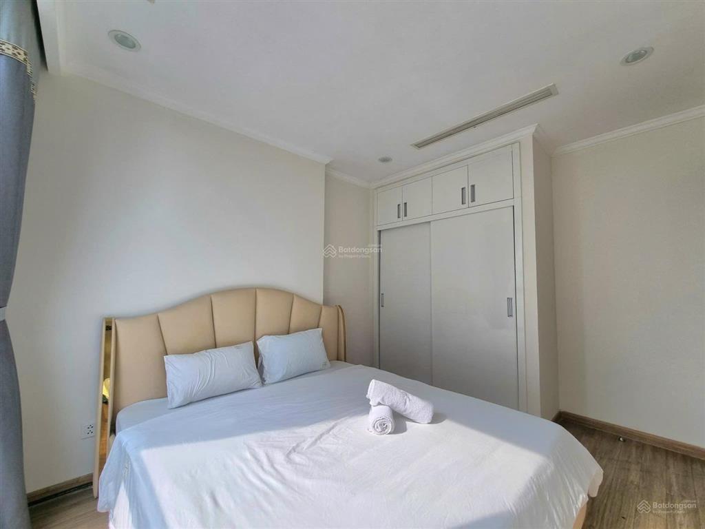 Cần bán 1pn ot tòa landmark 4  vinhomes central park